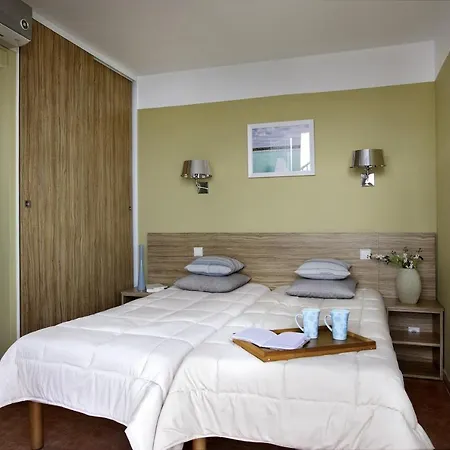 Port-prestige 2p 4 Jacuzzi Apartment *